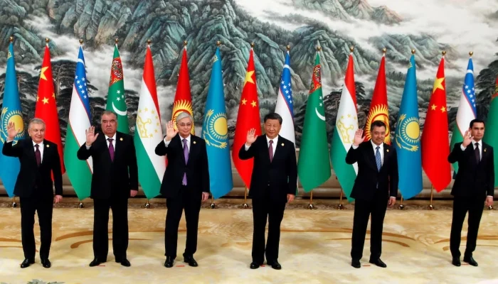 Leaders of China, Kazakhstan, Kyrgyzstan, Tajikistan, Turkmenistan, and Uzbekistan pose during the China-Central Asia Summit in Xi'an, China, May 19, 2023. — Reuters