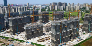 20+ Chinese Devs Replace Chiefs in 6 Months During Industry Shake-up