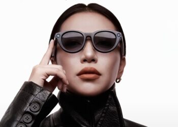 Baidu Debuts First AI-Powered Xiaodu Pro Smart Glasses