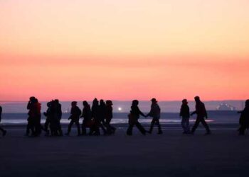 Britain to Limit Refugee Status with New Asylum Reforms