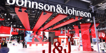 CIIE: China's Digital Infrastructure Revolutionizes Healthcare, Says J&J MedTech Leader