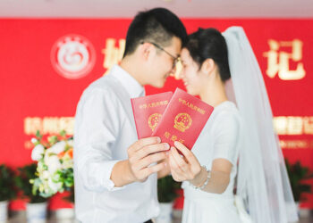China’s Marriage Rates Climb as New Registration Laws Simplify Process