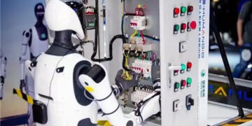 Chinese Robotics Firms Launch Open Platforms, Shift Focus from Dexterity to Usability