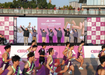 Chinese Sports Brands Compete for Gen-Z Through Campus Gear R&D and Sponsorships