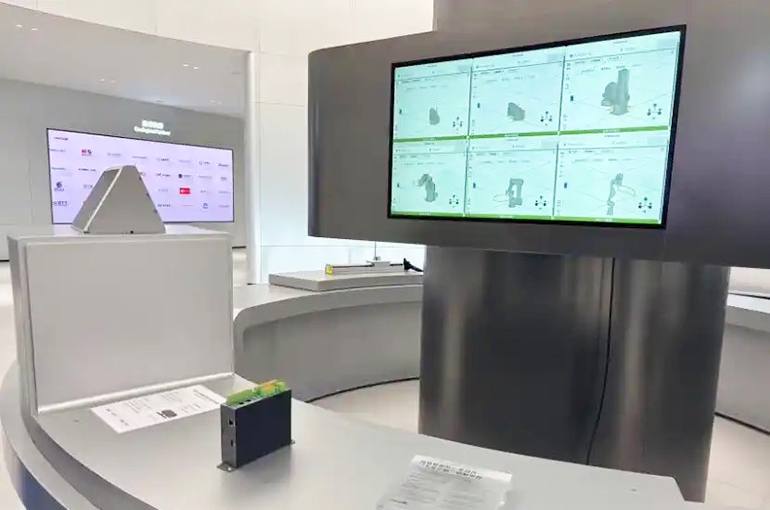 Dongguan Makers Shift from OEM to Own Brands, Boost R&D Investment