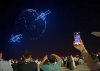 Dubai Airshow Debuts First-Ever Night Drone Performance