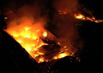Explosion Shakes Industrial Area South of Buenos Aires
