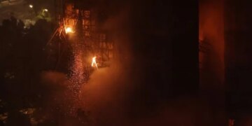 Hong Kong Fire Claims 55 Lives; Hundreds Missing, Police Target Construction Firm