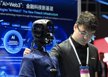 Hong Kong Outlines 5-Year Strategy to Boost Fintech Growth