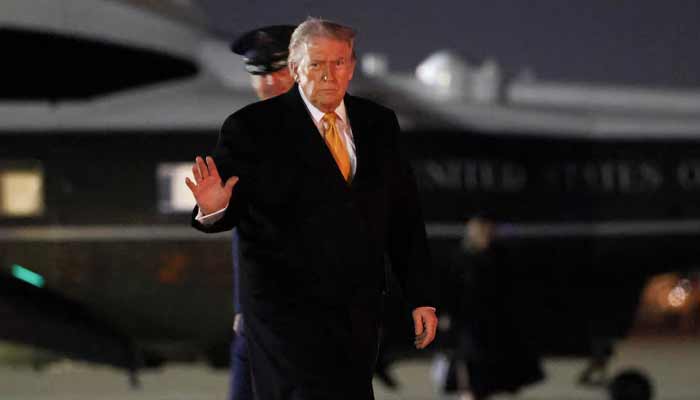 Justice Department Agrees to Investigate Epstein's Connections with Democrats at Trump’s Request