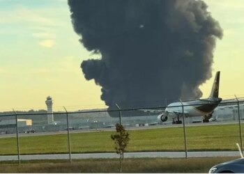 Kentucky UPS Cargo Plane Crashes, Several Injured