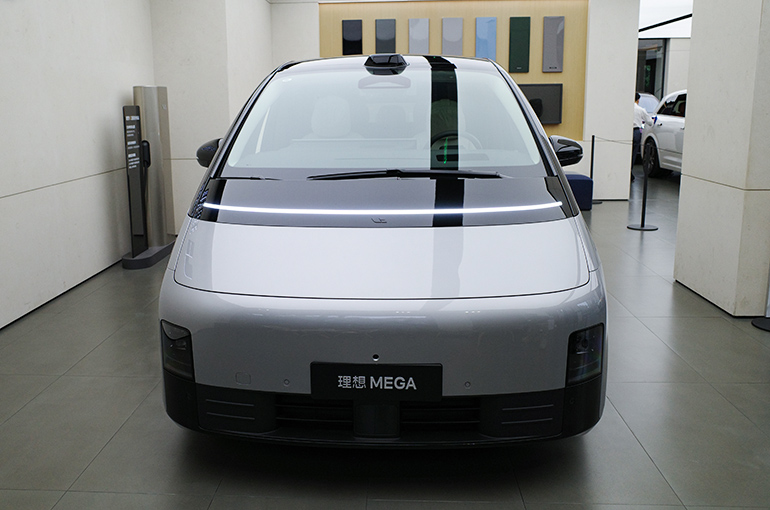 Li Auto to Recall 11,400+ Mega MPVs After Fire Incident in China