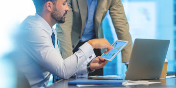 Top Chinese Stocks for Foreign Investors: Banks & Industry Leaders Lead Q3