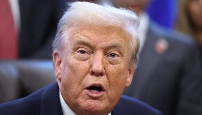 Trump orders air traffic control to resume as flight cancellations spike