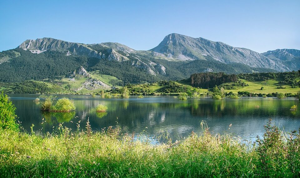 landscape 9852288 960 720.jpg