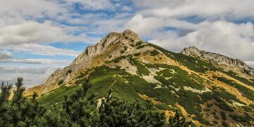 Top 100 Man-Made Wonders of the World

1.  Great Wall of China
2.  Petra
3.  Shr