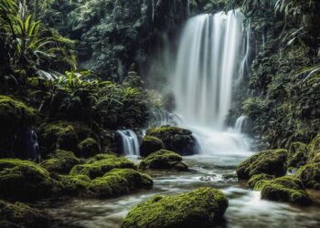 waterfall 7500091 960 720.jpg