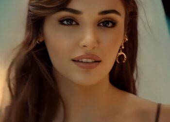 Top 10 Most Beautiful Actresses in the World 2025/26

1.  Margot Robbie
2.  Shai