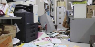 7.6 Magnitude Quake Off Japan Sparks Tsunami Alert