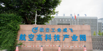 AVIC Chengfei Rises on Plan for Chengdu Cargo Space Shuttle Factory