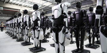 AgiBot's 5,000th Robot Completes Production Milestone