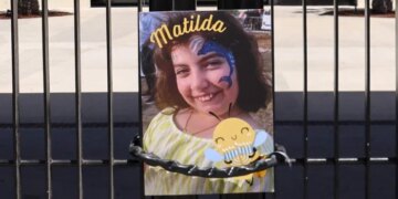 Australia PM vows to end hatred as Bondi Beach victim mourned