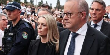 Australia investigates security agencies post-Bondi Beach attack