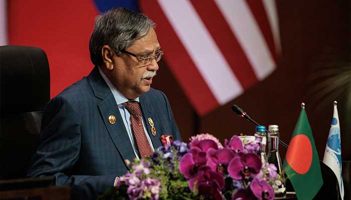 Bangladesh President, Feeling Humiliated, Plans to Resign Midterm