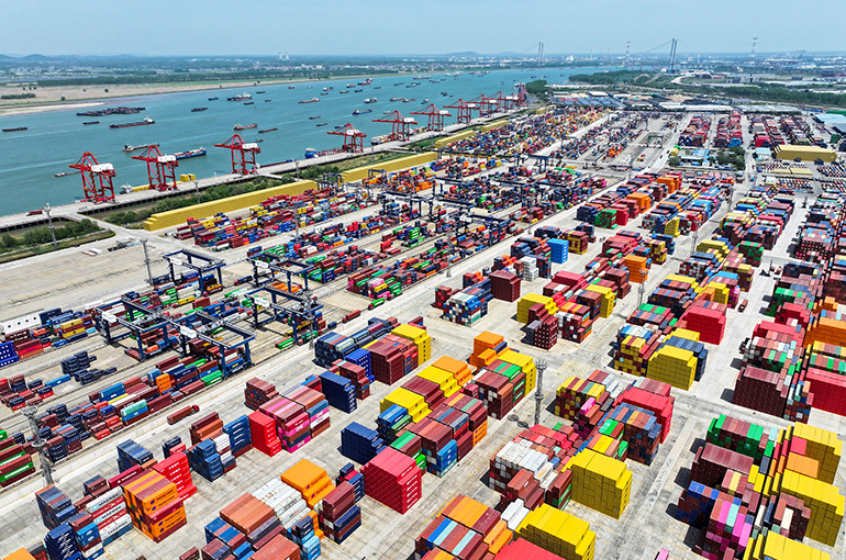 China Expects EU to Maintain China-EU Leaders’ Consensus, Official States