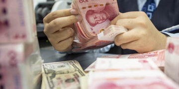 China Exporters Convert Forex as Yuan Reaches 14-Month Peak vs USD