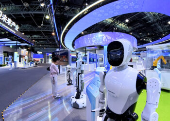 China SOEs Invest $470B in 11 Months, Boosting Emerging Industries