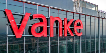 China Vanke Drops as Creditors Reject Payment Delay and Approve Grace Period