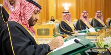 Riyadh Revises 2026 Deficit to $44B Amid Non-Oil Revenue Drive