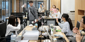 Survey Reveals 9% of Chinese Companies Use Forced Clock-Outs