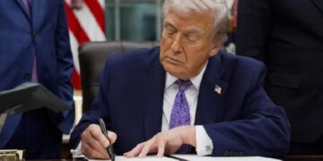 Trump Adds Full Travel Bans on Seven Countries, Includes Palestinians