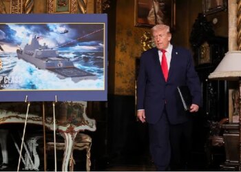 US President Launches 'Trump-Class' Battleship Initiative to Strengthen Sea Power