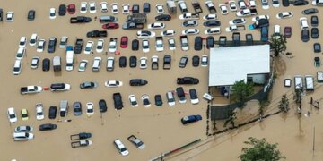 Urgent Aid Race for Asia Flood Victims as Toll Nears 1,200