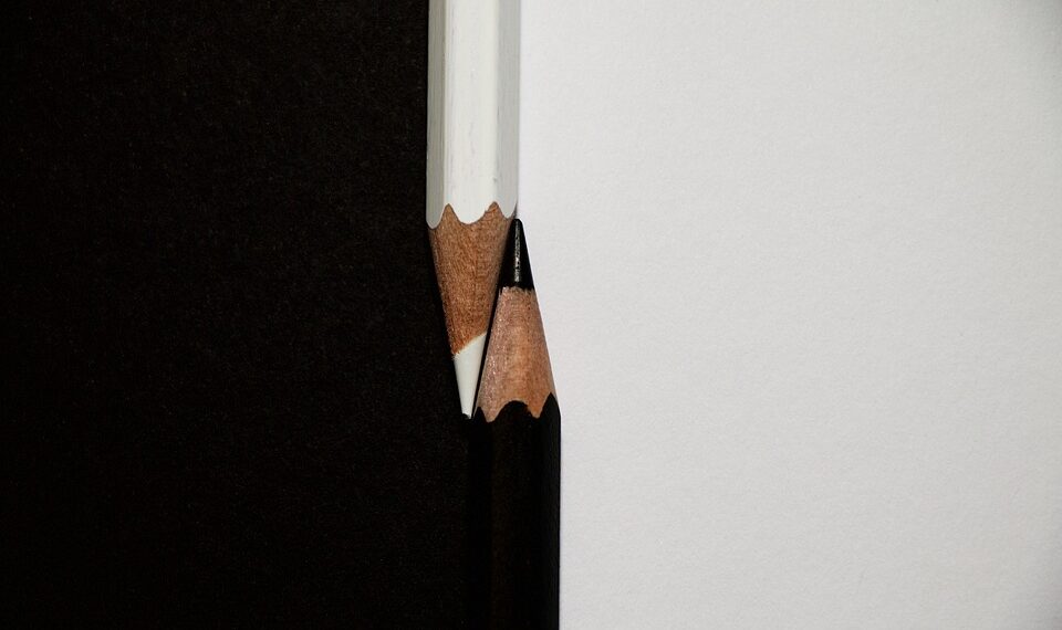 Top 20 Economies (2025) – GDP vs National Debt

1.  United States
GDP ⟶ $30.51 T