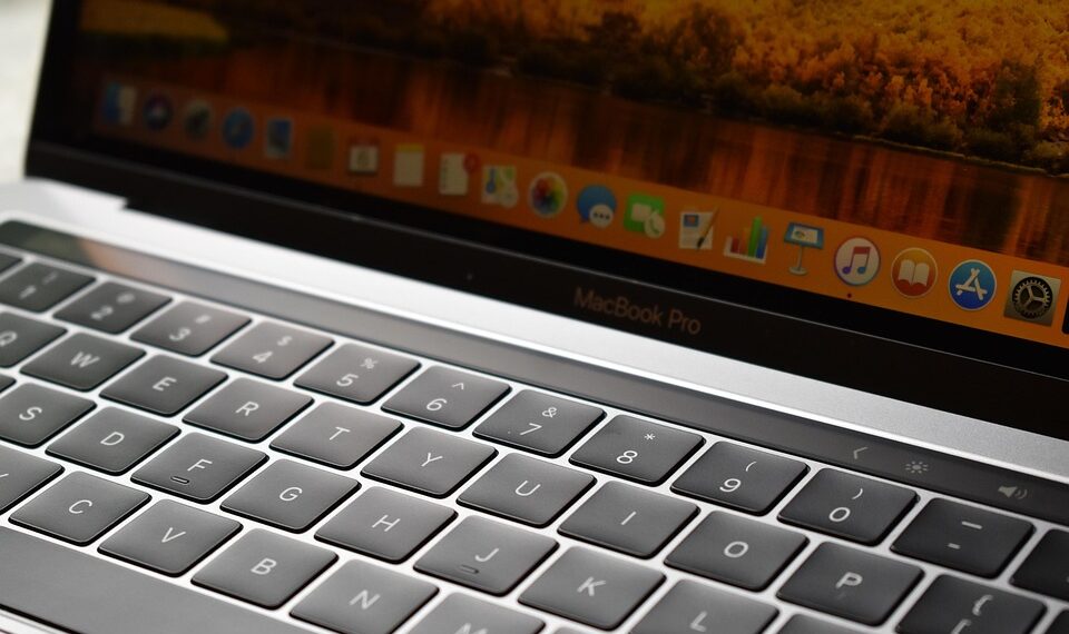 computer 3864256 960 720.jpg