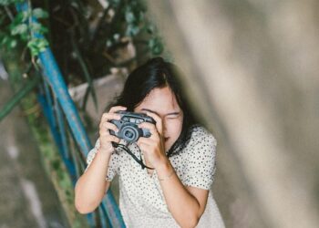 Most Luxurious Cities in the World

1.  Dubai, UAE
2.  Los Angeles, USA
3.  Pari