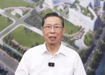 0B2378A12108E838BC436257205C5852FB034FFD size423 w550 h365.png