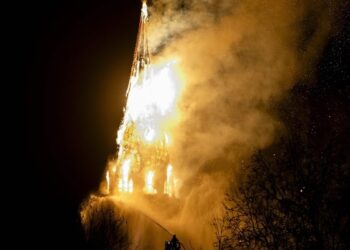 Amsterdam church torched on turbulent Dutch New Year