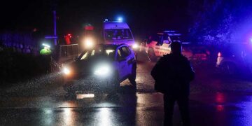 Barcelona commuter train crashes; driver killed, four hurt badly