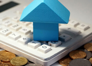 China Loosens Loan Extension Rules for Eligible 'White List' Projects