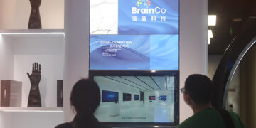 China's BrainCo Secures $286M, Largest Outside US Brain Chip Firm