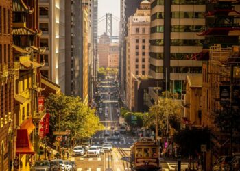 Where People Want to Move in 2026

 USA →  Portugal
 USA →  Spain
 USA →  Canad