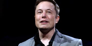 Year When They Will Become Trillionaires  

1.  Elon Musk – 2027
2.  Gautam Adan