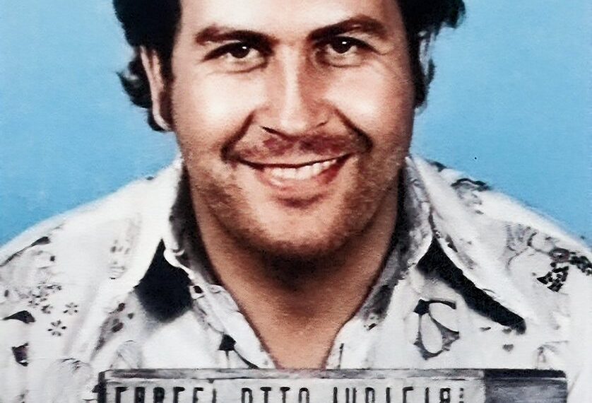 Richest Gangsters of All Time

1.  Pablo Escobar – $30 billion  
2.  Amado Carr