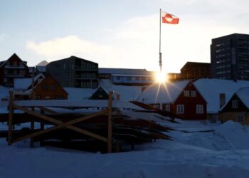 Trump Admin Considers Payments to Influence Greenland Support