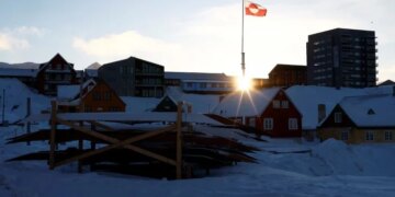 Trump Admin Considers Payments to Influence Greenland Support